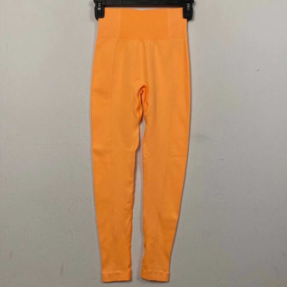 *Sold* Gymshark Ultra Seamless HR Leggings - Picture 6 of 8